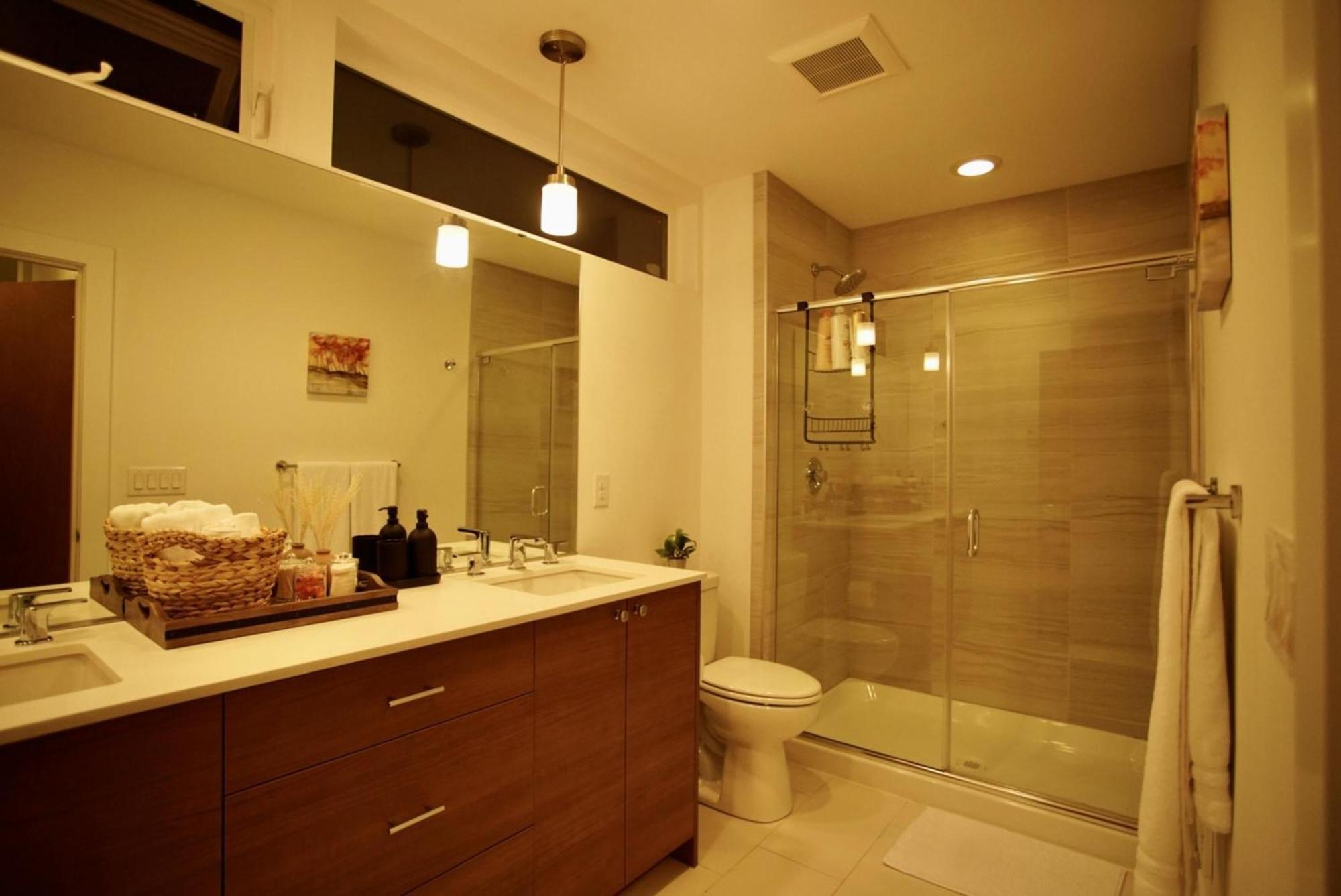 Urban Humble Abode Villa Seattle Exterior photo