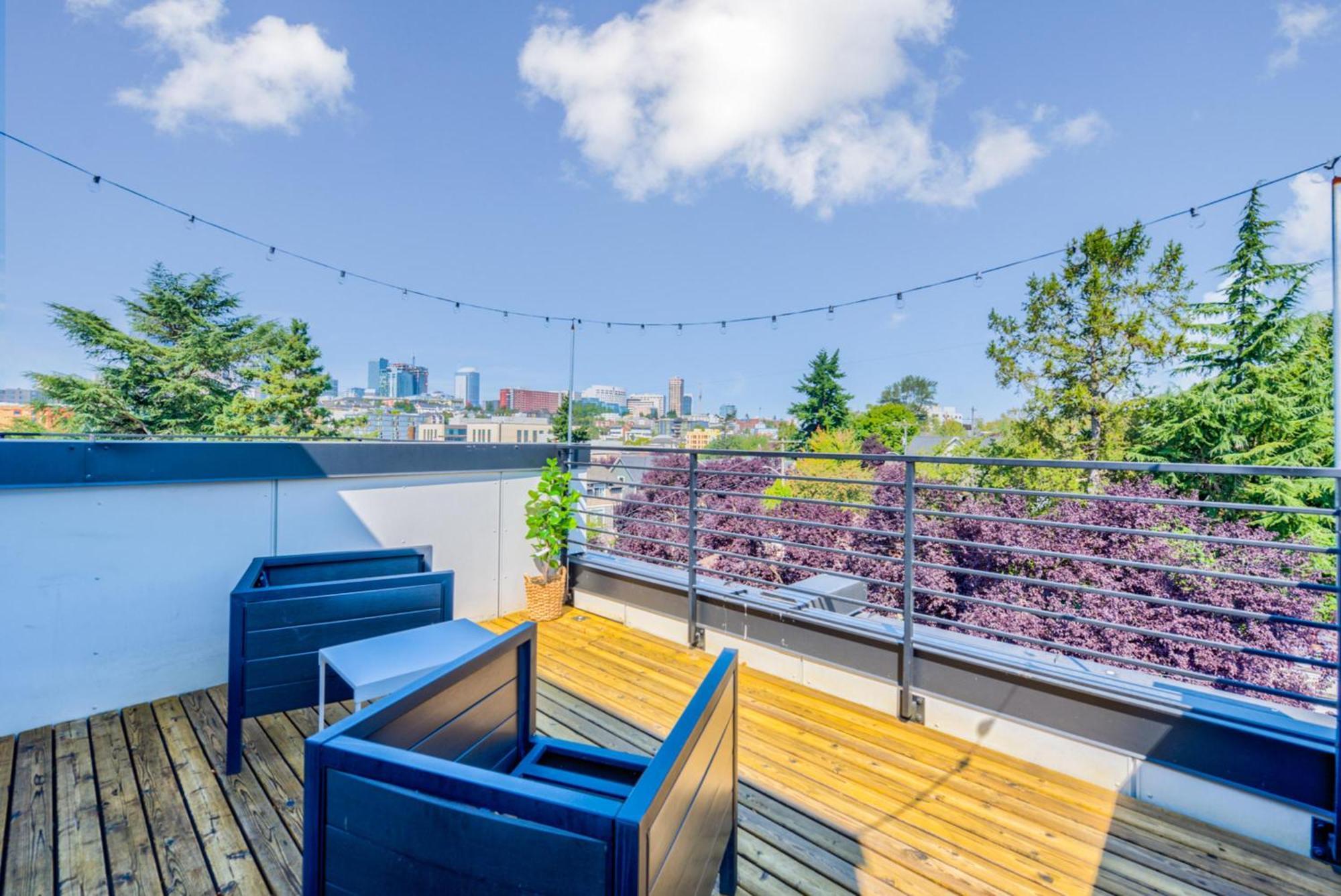 Urban Humble Abode Villa Seattle Exterior photo